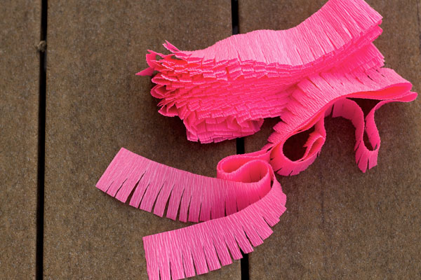 Flamingo-Pinata-DIY