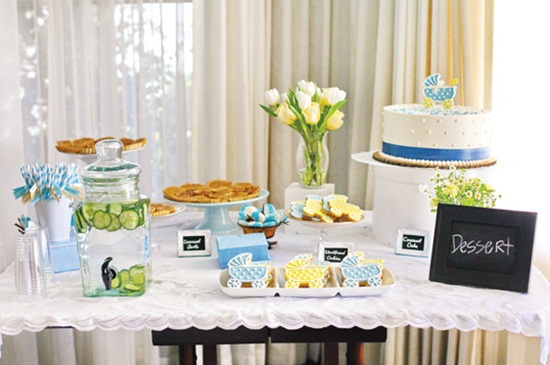 blue-white-dessert-table