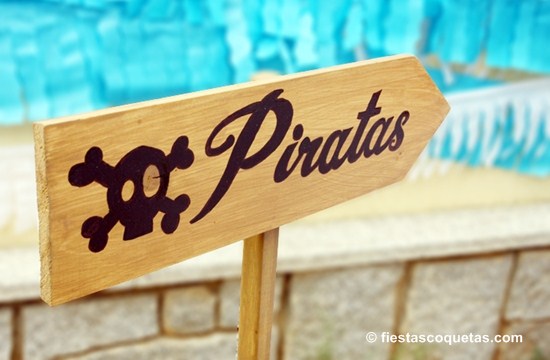 cartel de madera fiesta pirata