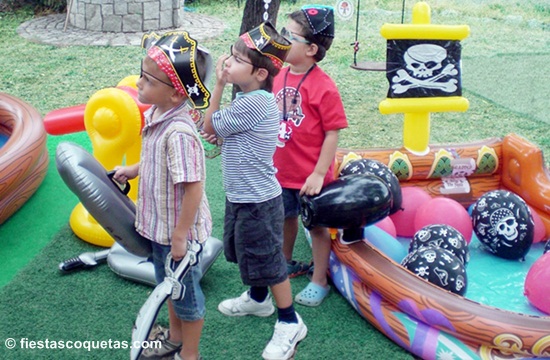 Decoración jardín fiesta infantil pirata